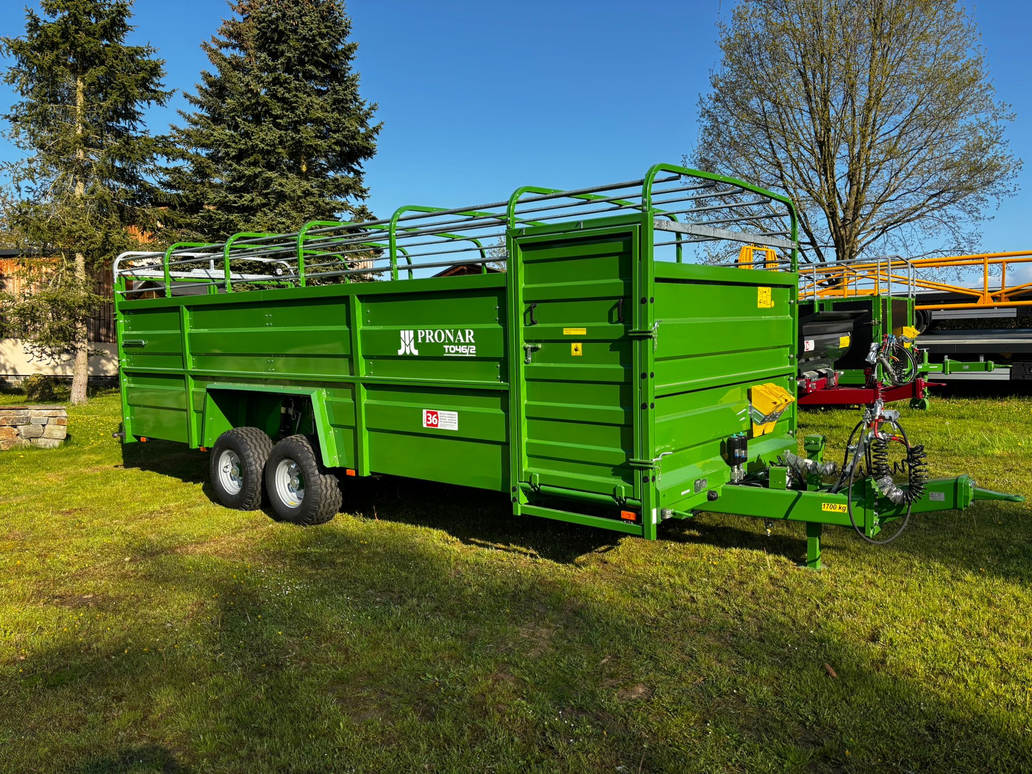 Viehtransportanhänger Pronar T046 /2