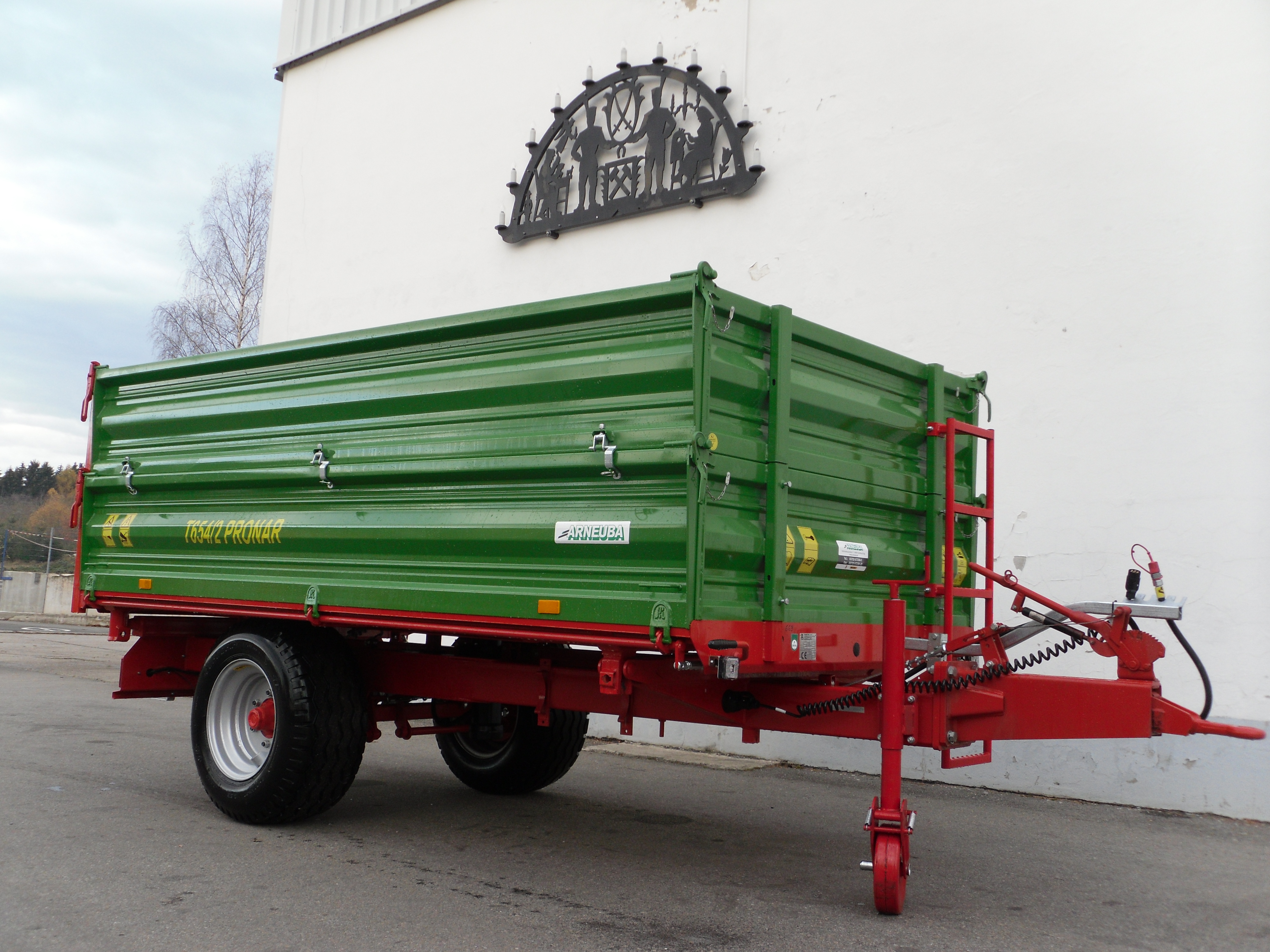Pronar Einachsdreiseitenkipper T654/2