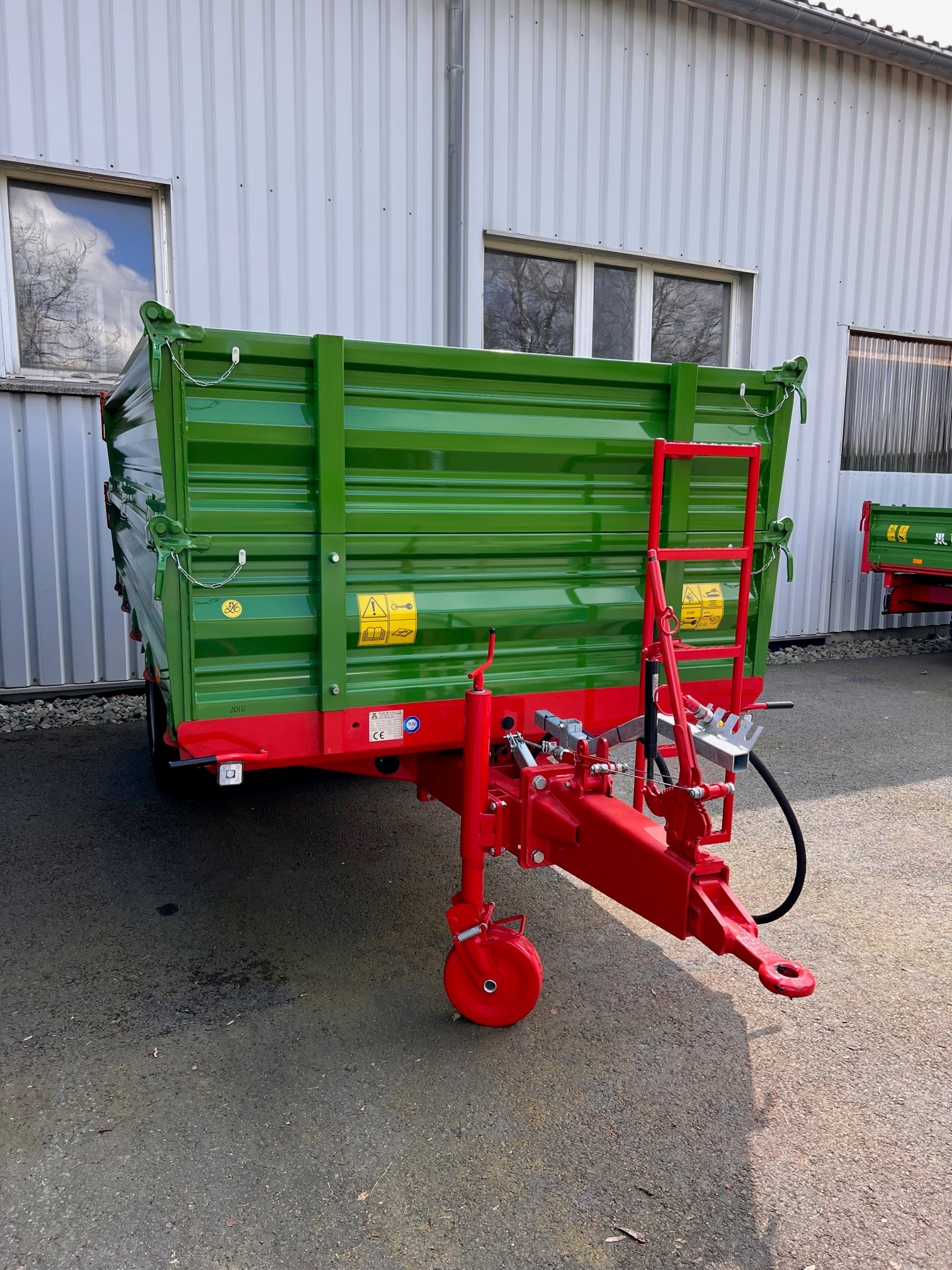 Pronar Einachsdreiseitenkipper T654/2