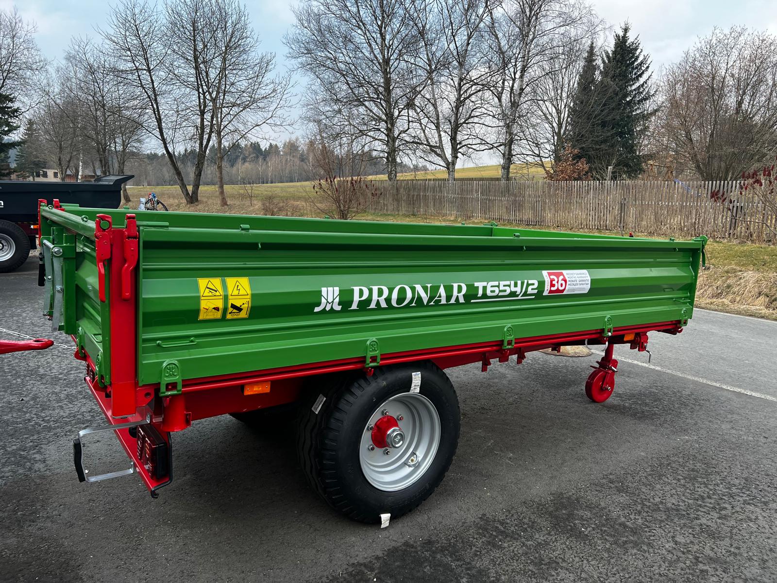 Pronar Einachsdreiseitenkipper T654/2