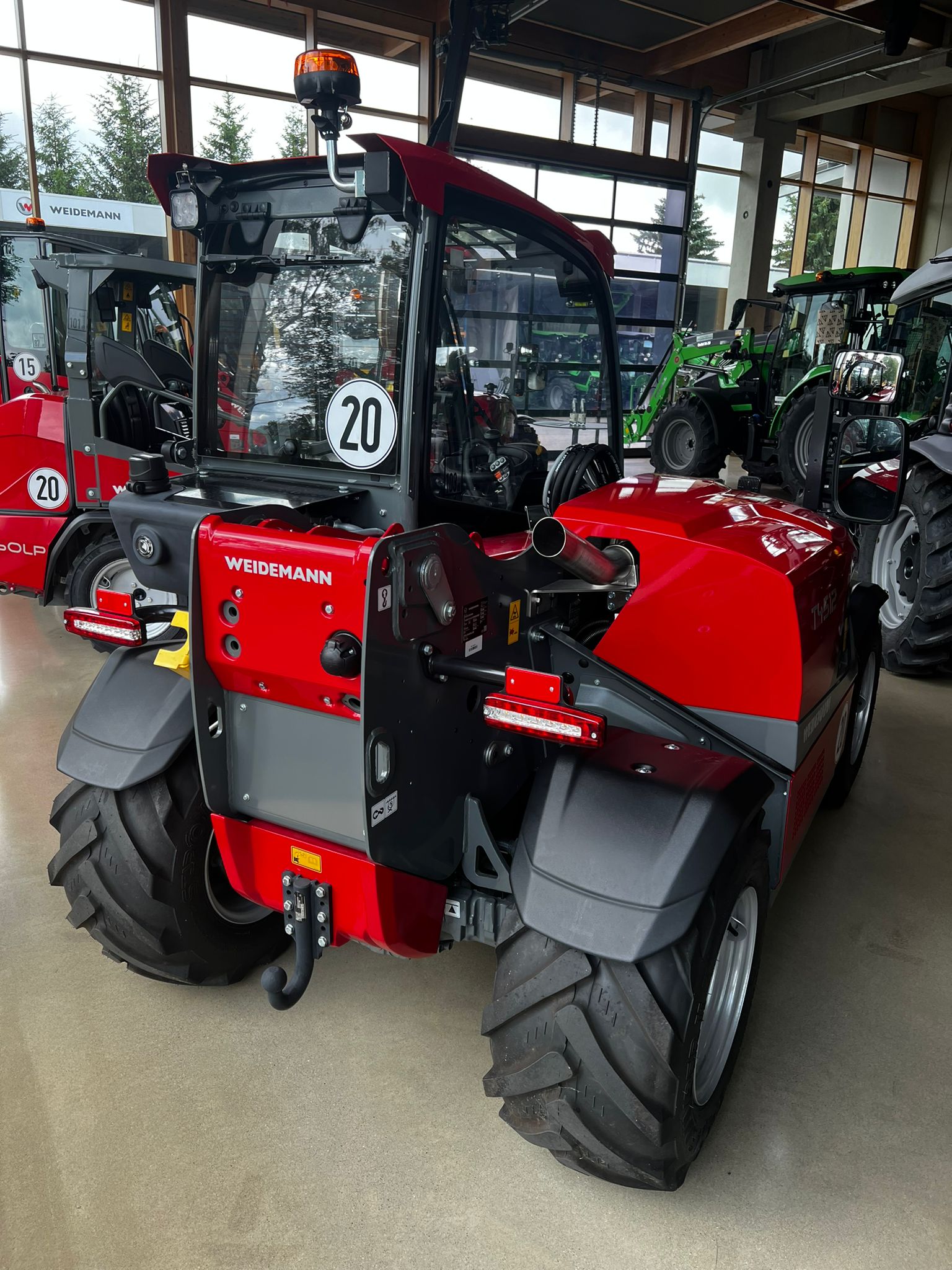 Weidemann Teleskoplader 4512